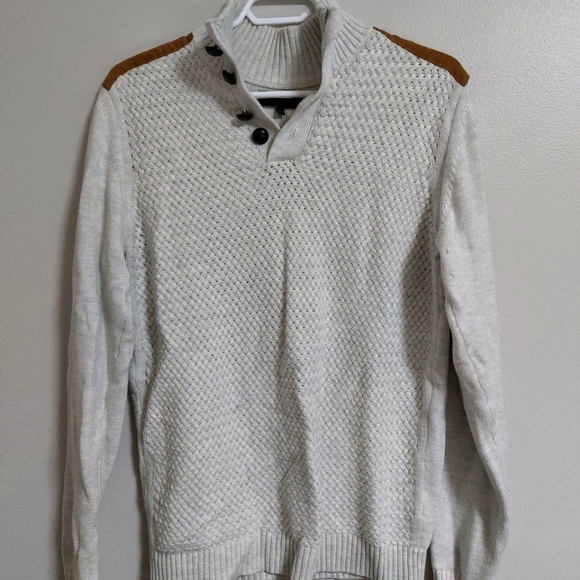 Cream coloured RW & Co, medium cotton-nylon sweater - Picture 2 of 2